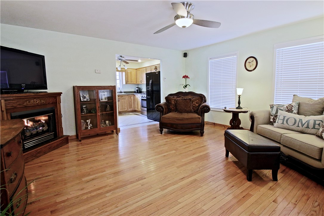 805 Watermelon Way Tamassee, SC 29686 - Photo 8 of 30 Gallery Image 8