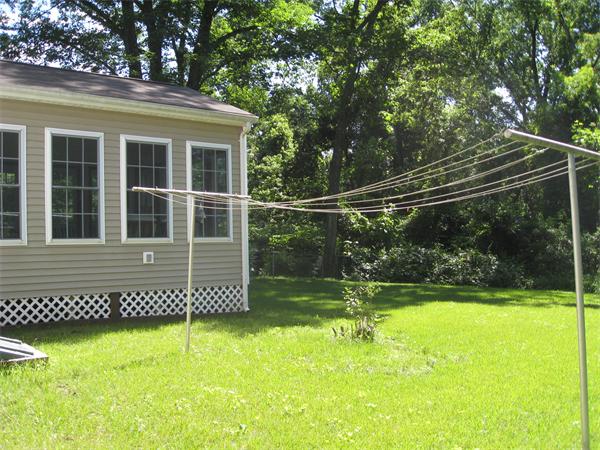 22 Gowey Street Springfield, MA 01108 - Photo 2 of 27 Gallery Image 2