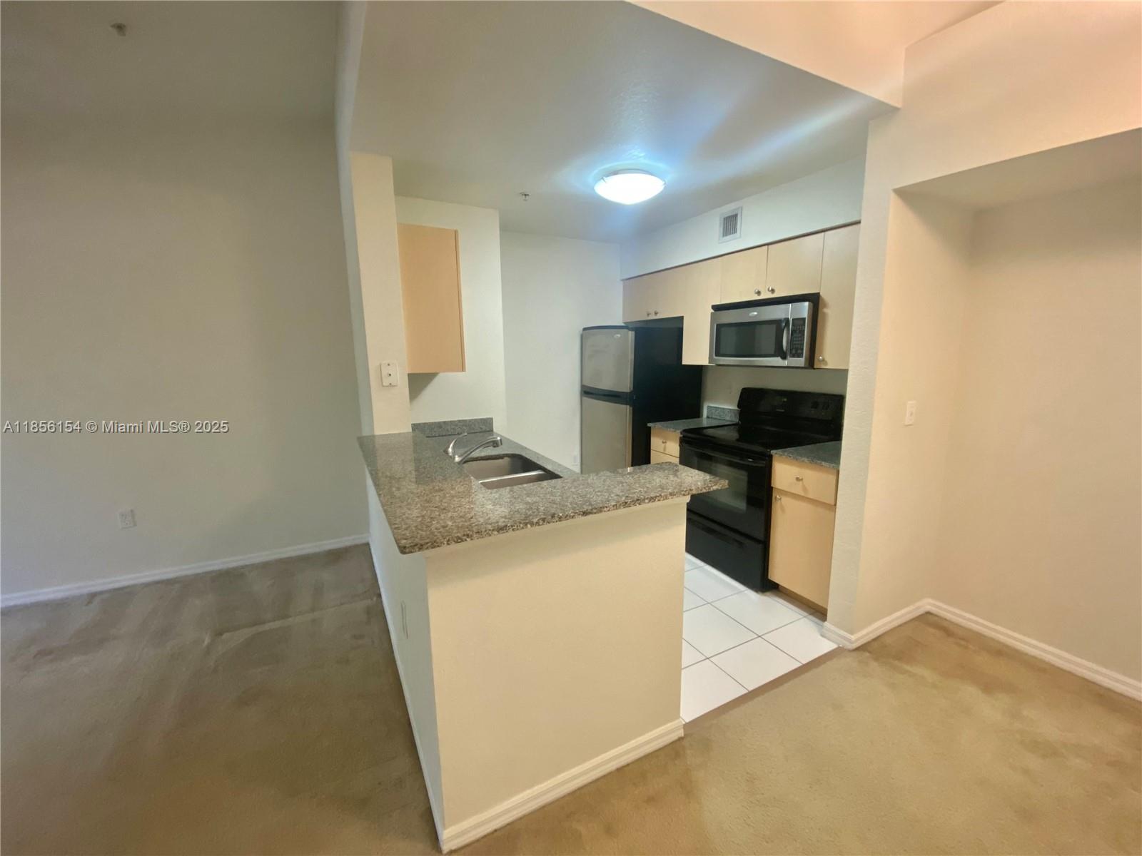 2544 Centergate Drive, Unit 305 Miramar, FL 33025 - Photo 7 of 20