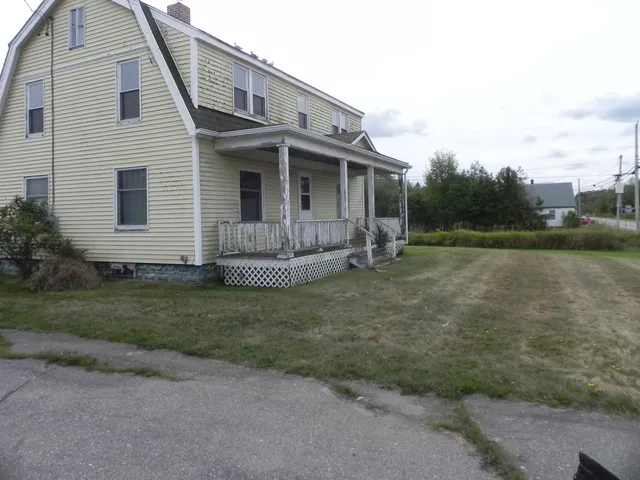 $139,000 | 260 County Road, Lubec, ME 04652