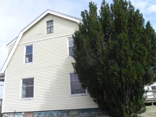 $139,000 | 260 County Road, Lubec, ME 04652