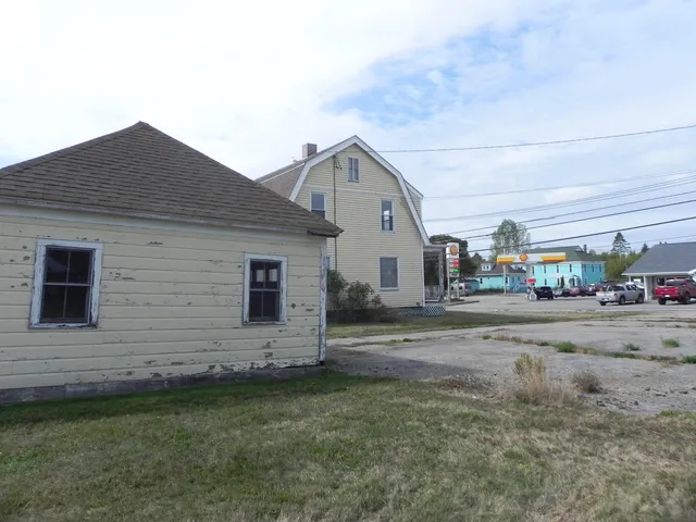 $139,000 | 260 County Road, Lubec, ME 04652