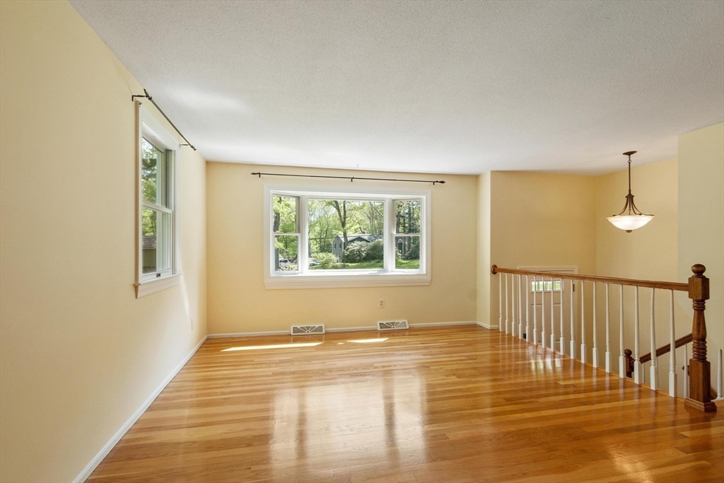 24 Meadowview Road Georgetown, MA 01833 - Photo 11 of 42