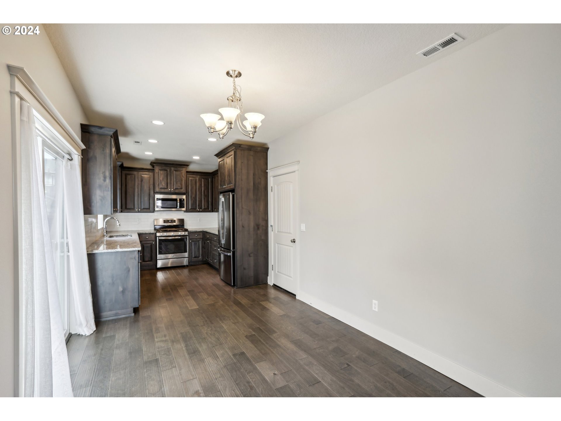 340 Rentfro Way Newberg, OR 97132 - Photo 11 of 37 Gallery Image 11