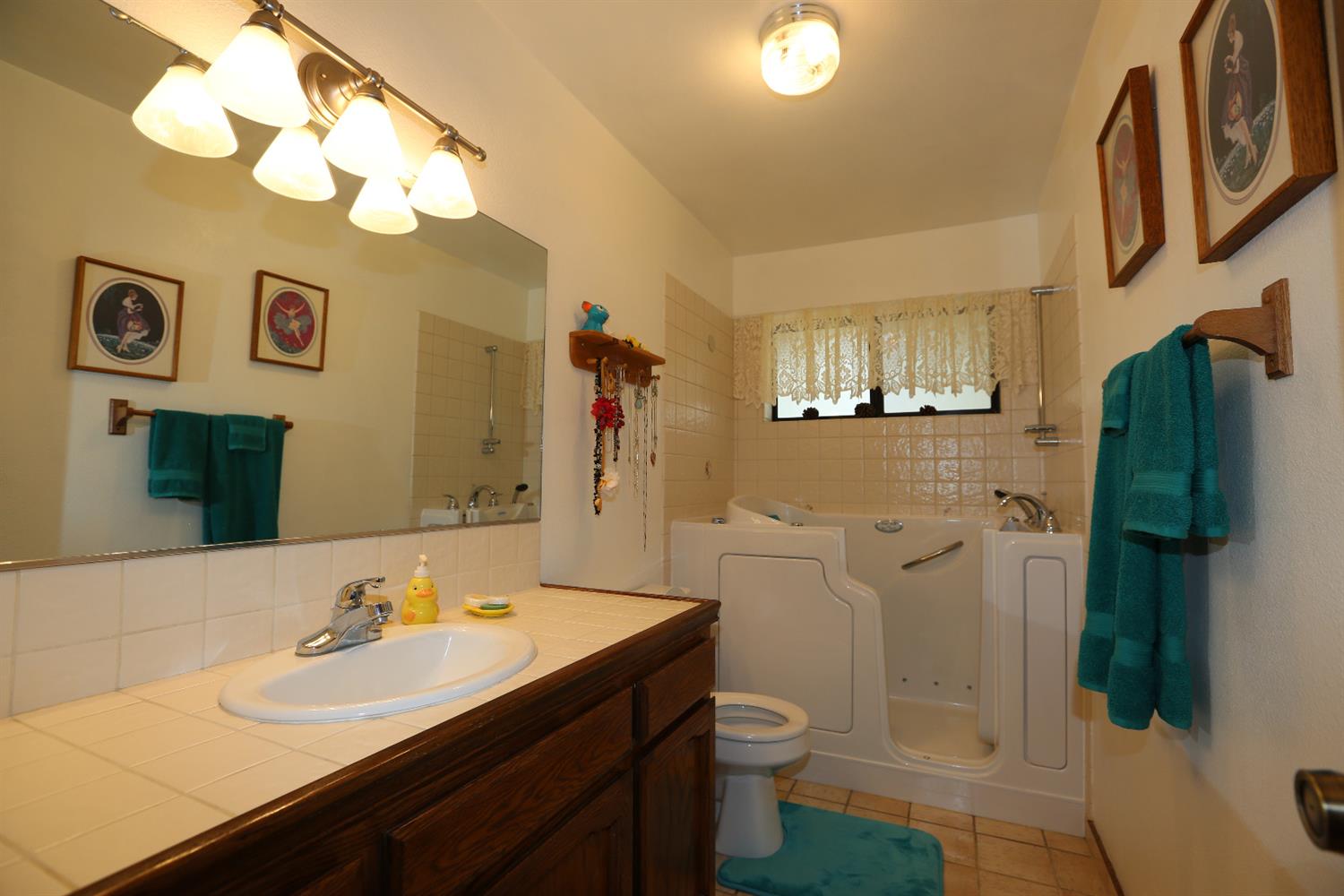 2341 Harris Road Mariposa, CA 95338 - Photo 27 of 50 Gallery Image 27