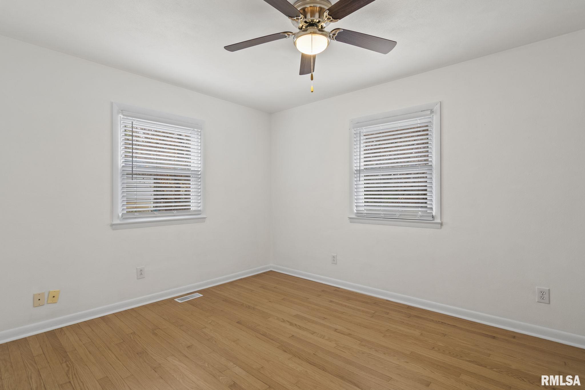 822 North Oaklane Road Springfield, IL 62707 - Photo 20 of 58