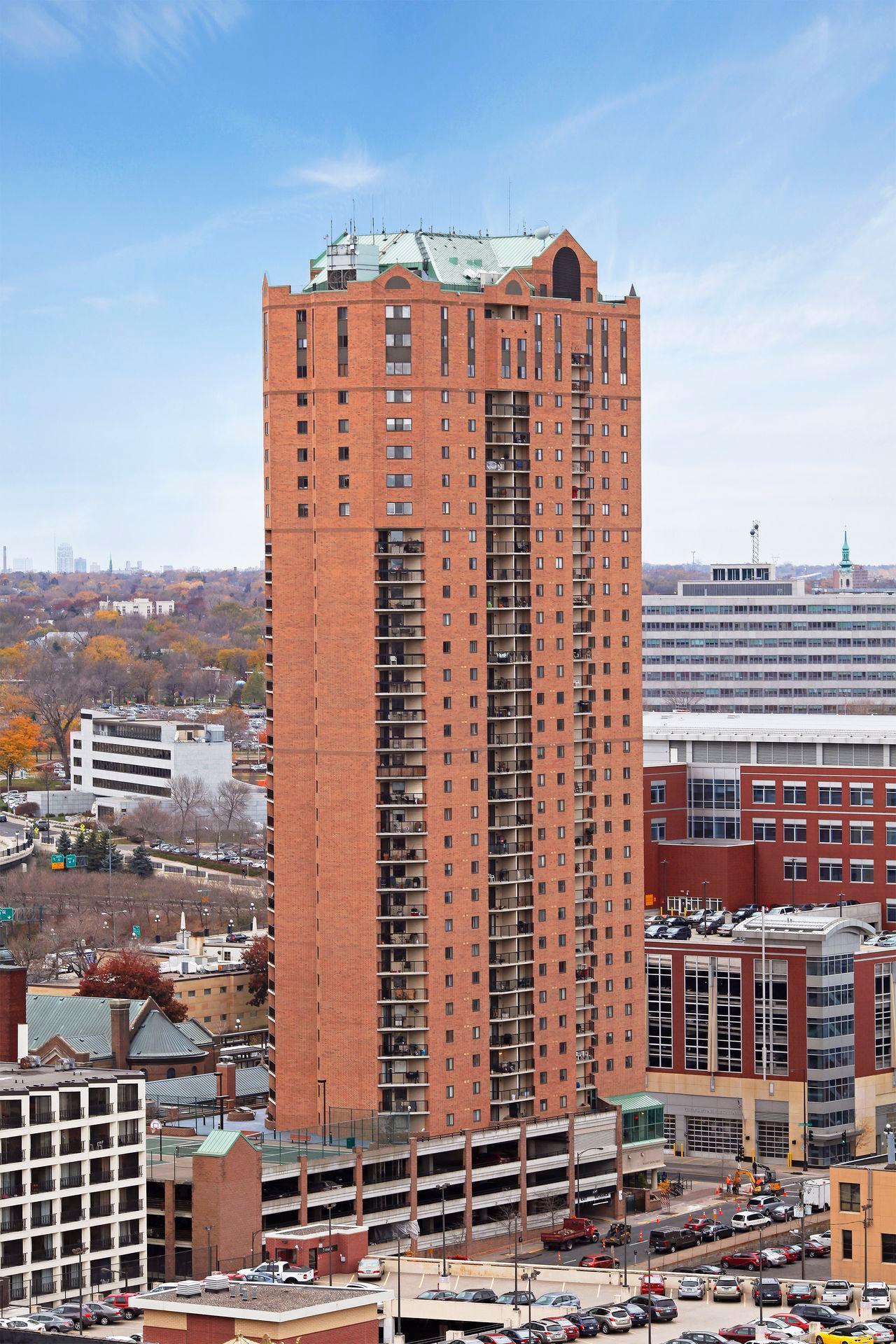 78 10th Street East, Unit 901 St. Paul, MN 55101 - Photo 28 of 44