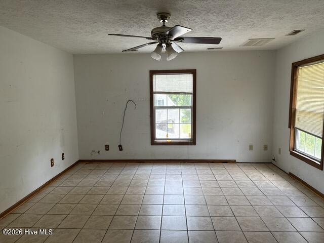 1175 Belangia Road Havelock, NC 28532 - Photo 8 of 20 Living Room