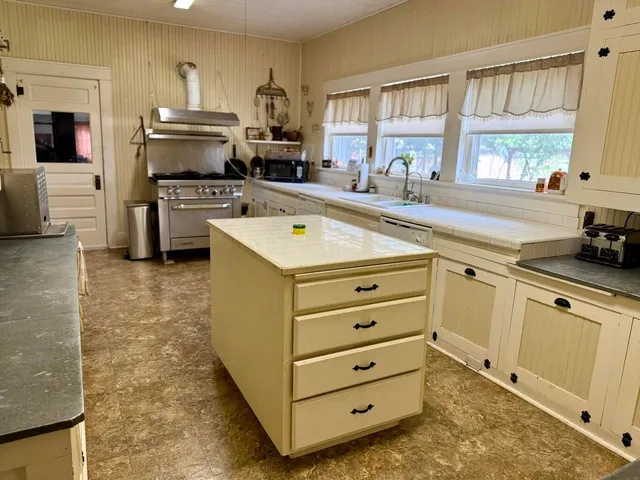 $599,000 | 306 West Aspen Street, Crosbyton, TX 79322