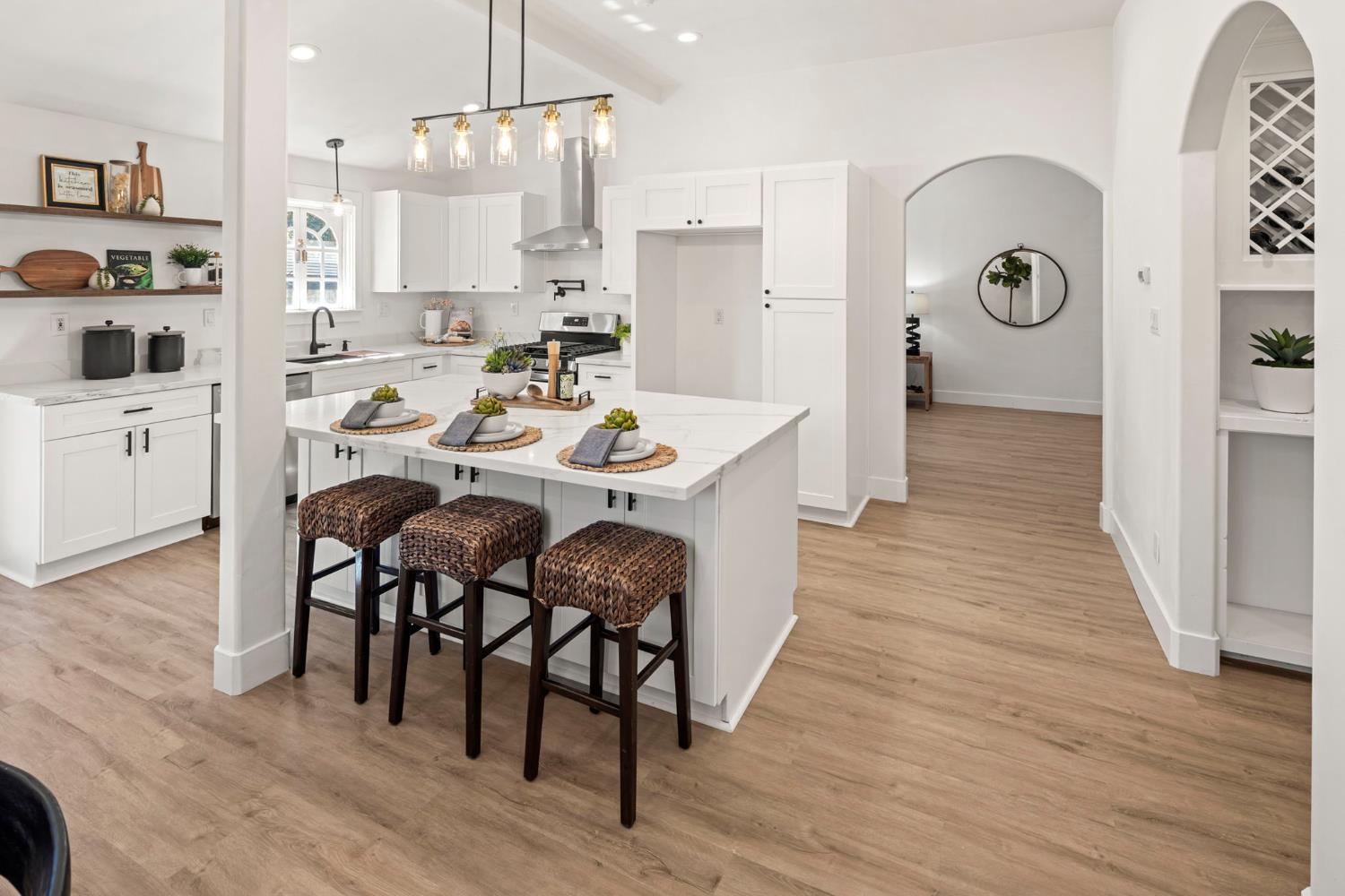 4664 Ladera Way Carmichael, CA 95608 - Photo 14 of 61