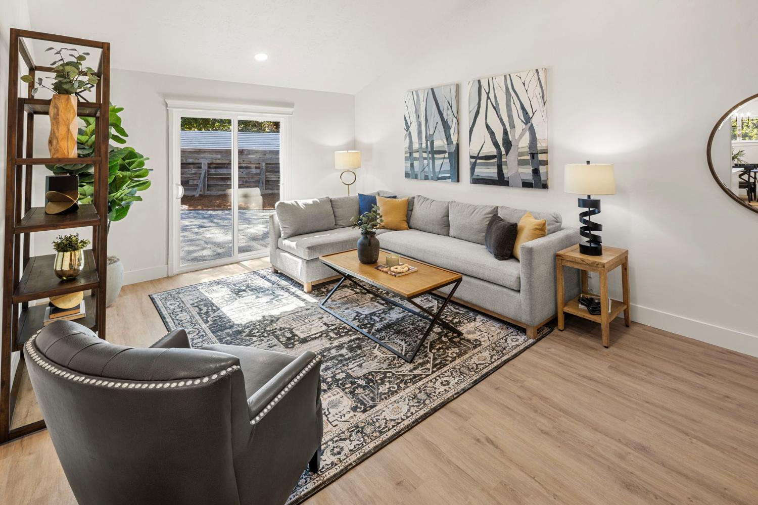 4664 Ladera Way Carmichael, CA 95608 - Photo 16 of 61