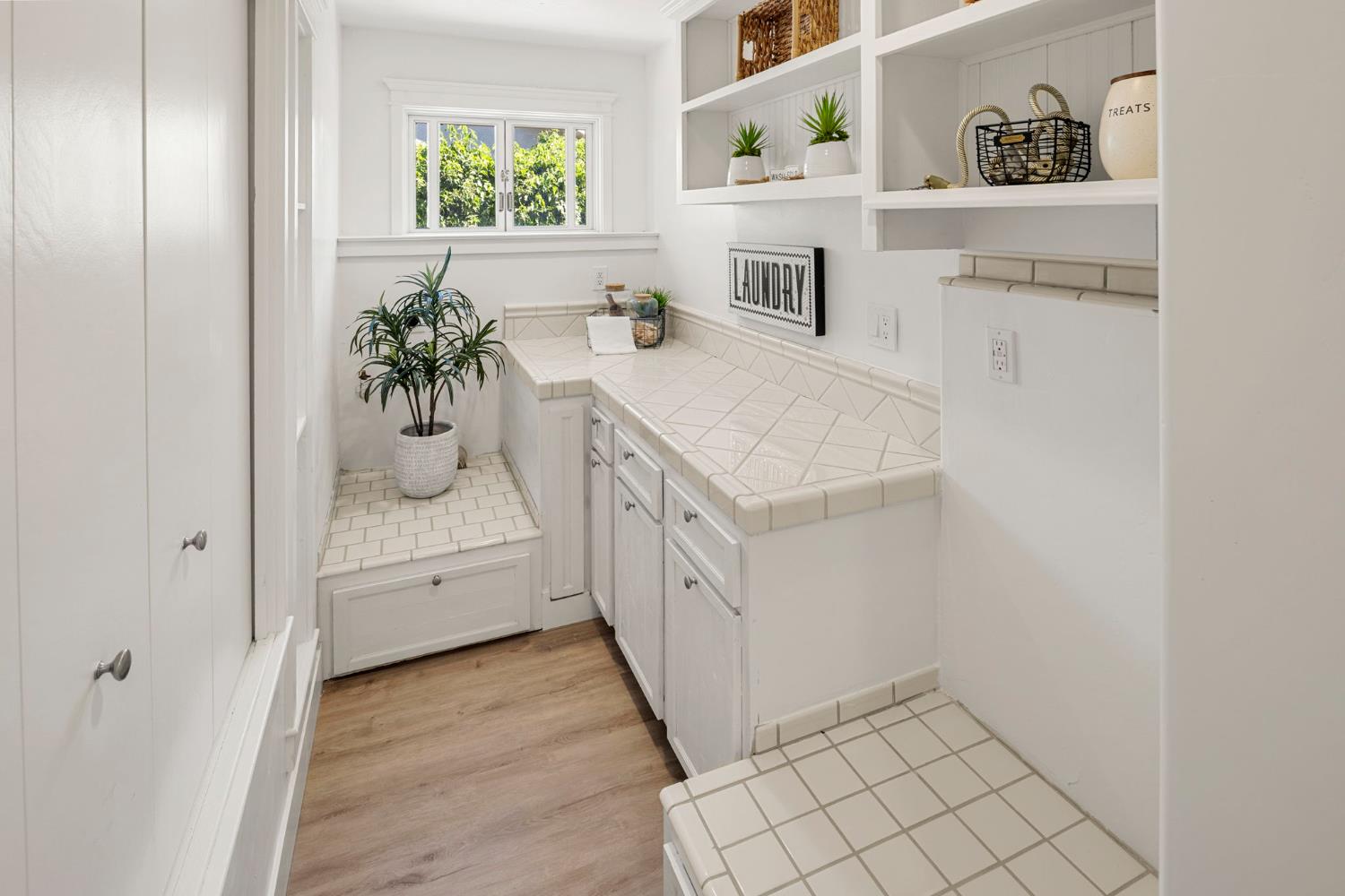 4664 Ladera Way Carmichael, CA 95608 - Photo 21 of 61