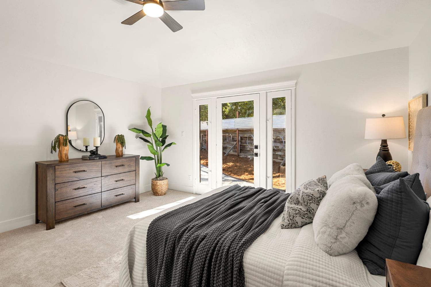 4664 Ladera Way Carmichael, CA 95608 - Photo 29 of 61