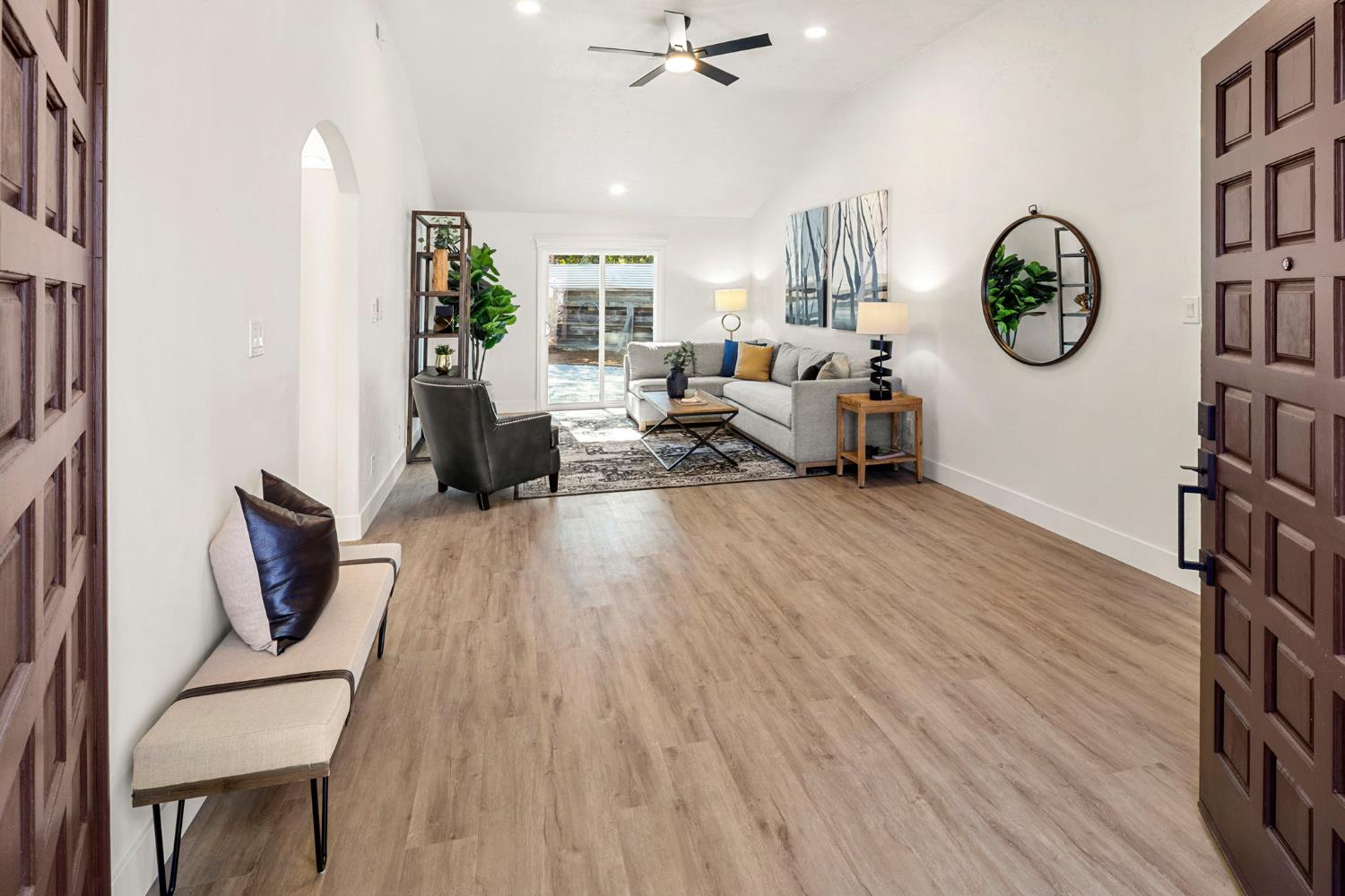 4664 Ladera Way Carmichael, CA 95608 - Photo 3 of 61