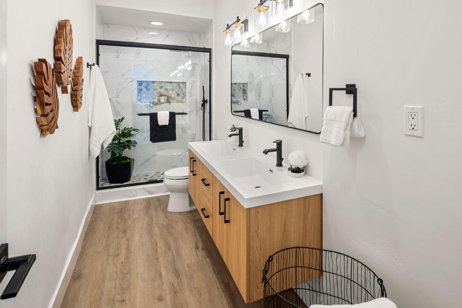 4664 Ladera Way Carmichael, CA 95608 - Photo 31 of 61