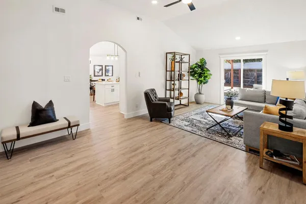 $649,000 | 4664 Ladera Way, Carmichael, CA 95608