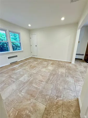 $6,500 | 6 Highland Terrace, Manhasset, NY 11030