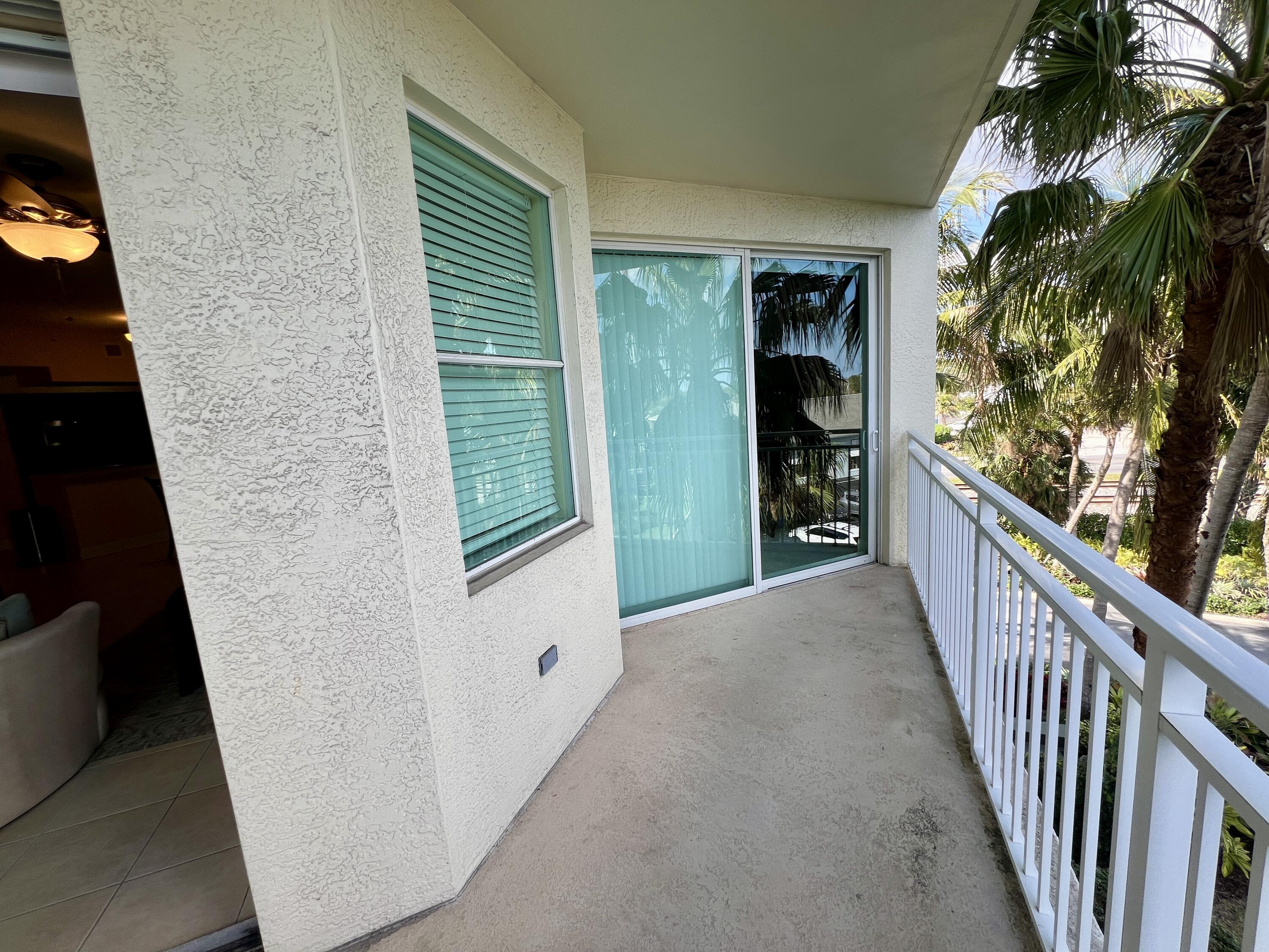 975 Northwest Flagler Avenue, Unit 301 Stuart, FL 34994 - Photo 14 of 31 Stuart