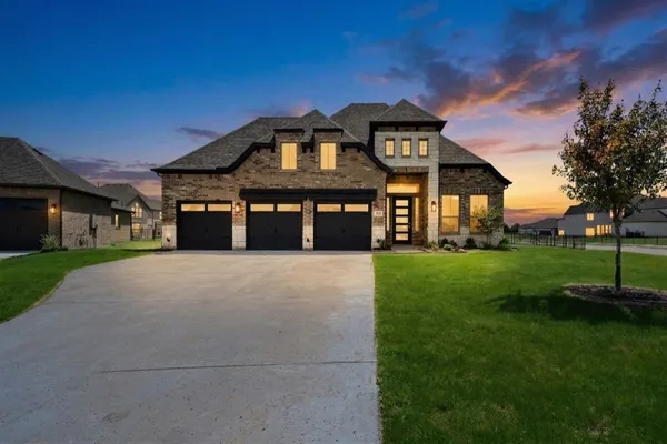 $568,660 | 704 Proverbs Court, Heath, TX 75032