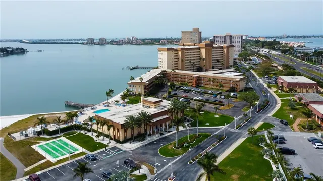 $3,500 | 5200 Brittany Drive South, Unit 204, St. Petersburg, FL 33715