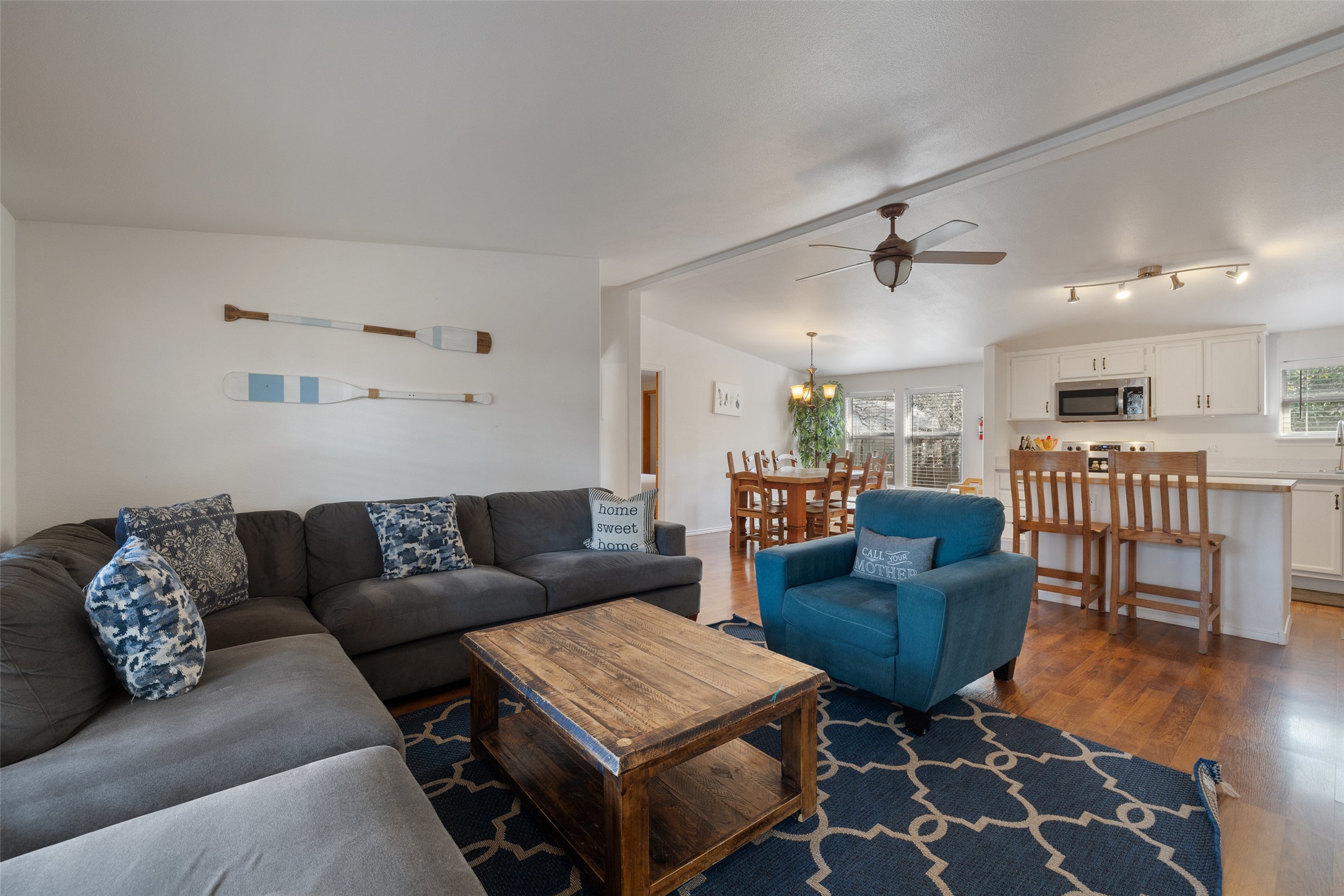 5519 Hiline Road Austin, TX 78734 - Photo 14 of 40 a living room with furniture and wooden floor