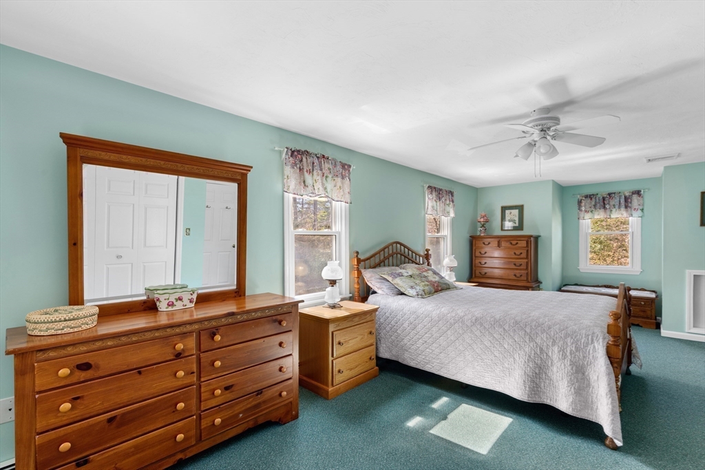 53 Stoney Weir Road Halifax, MA 02338 - Photo 25 of 39