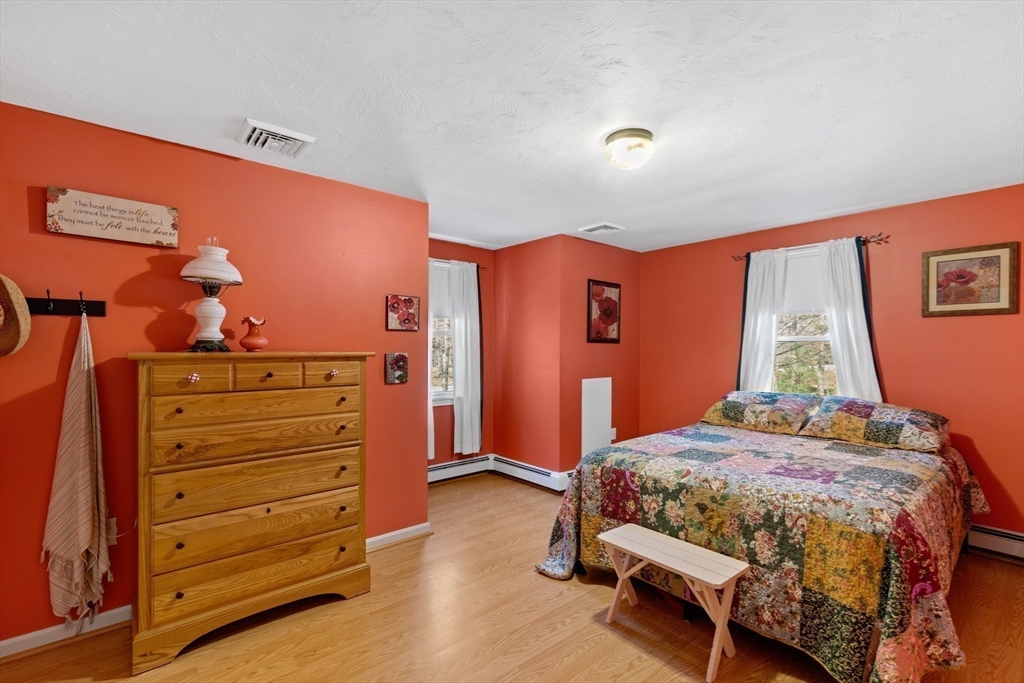 53 Stoney Weir Road Halifax, MA 02338 - Photo 27 of 39