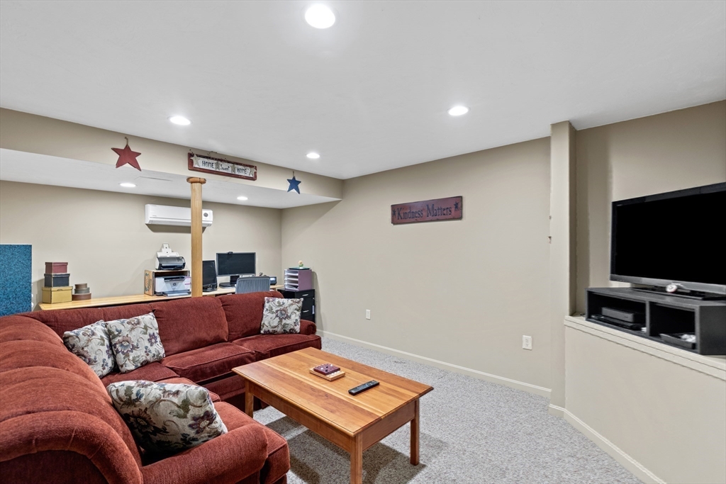 53 Stoney Weir Road Halifax, MA 02338 - Photo 32 of 39