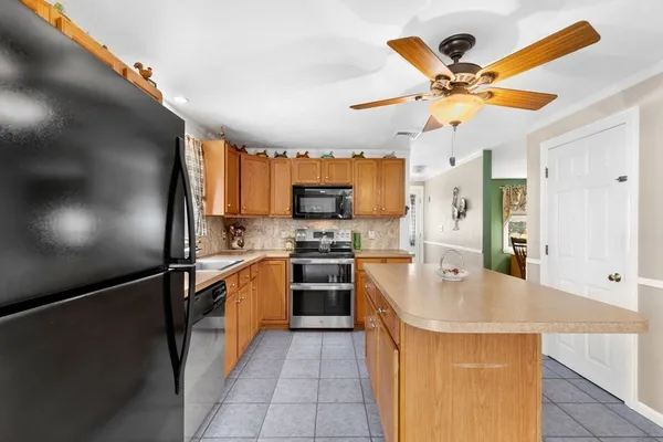 $630,000 | 53 Stoney Weir Road, Halifax, MA 02338