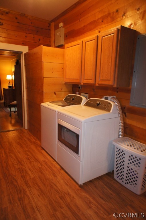 11250 Taylor Road Chesterfield, VA 23838 - Photo 9 of 24 a utility room with washer and dryer