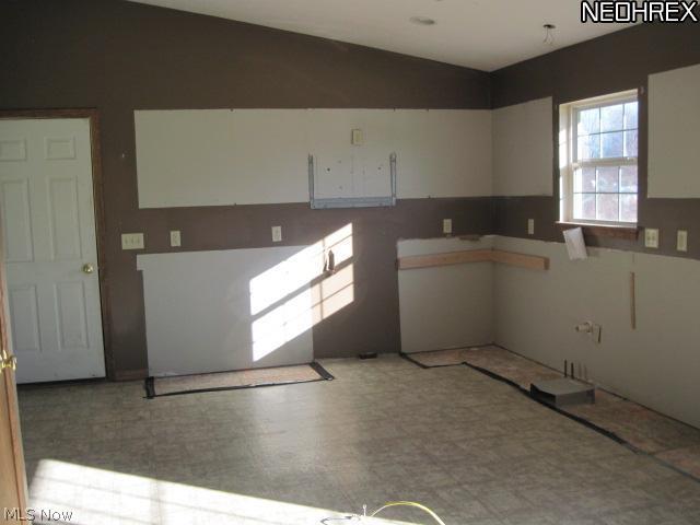 4618 Ayers Road Andover, OH 44003 - Photo 3 of 10 Gallery Image 3