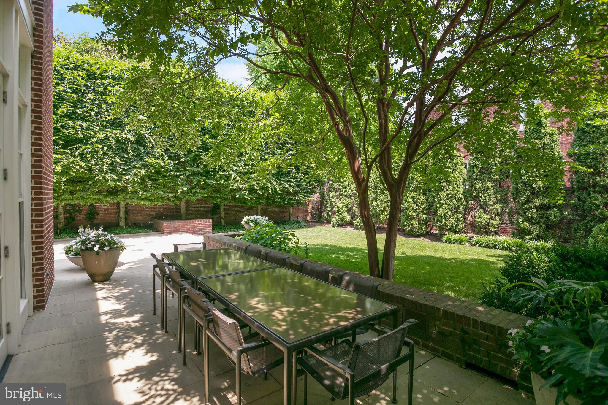 2727 Q Street Northwest Washington, DC 20007 - Photo 41 of 46 Dining Terrace