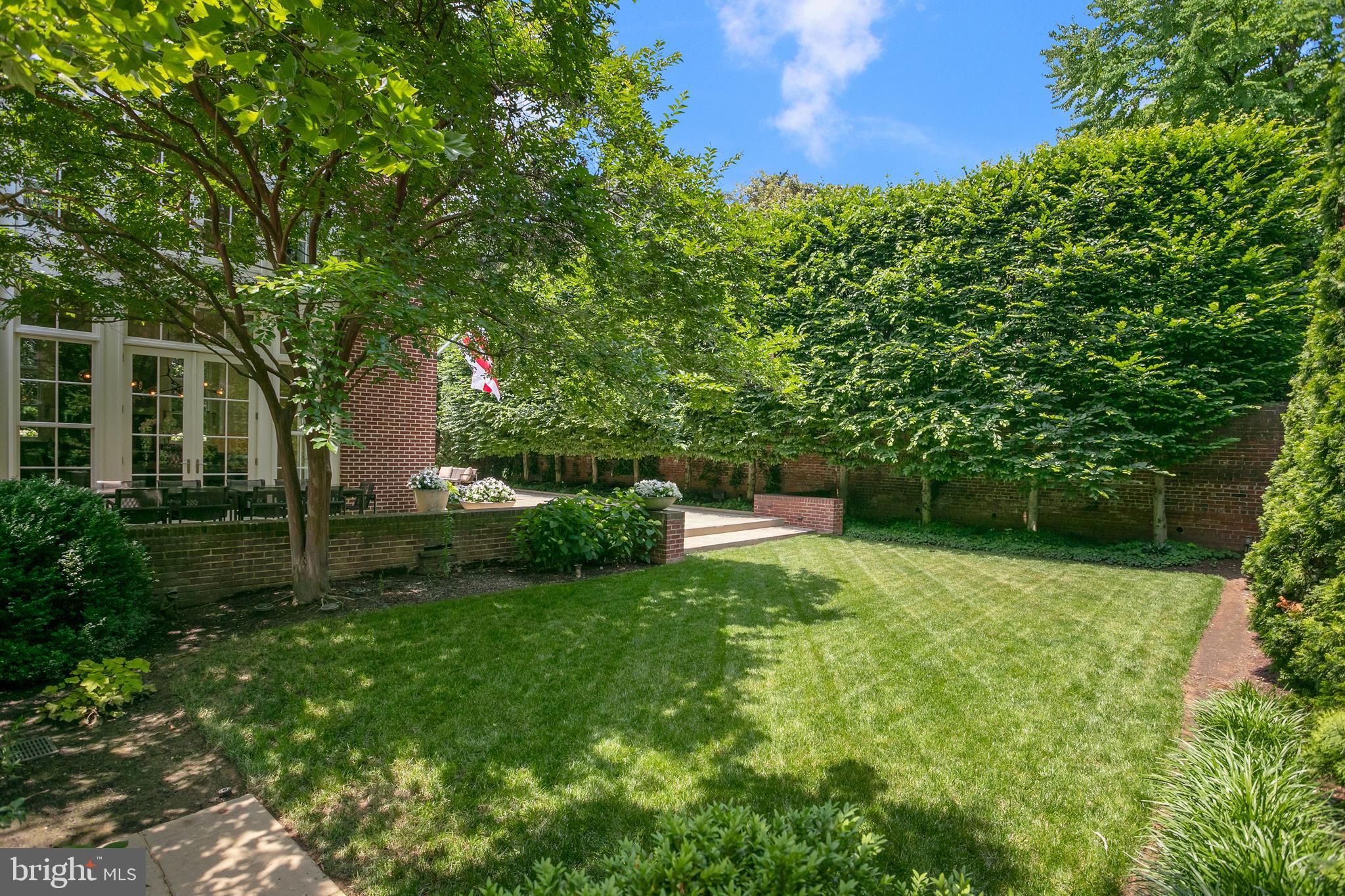 2727 Q Street Northwest Washington, DC 20007 - Photo 42 of 46 Side Yard