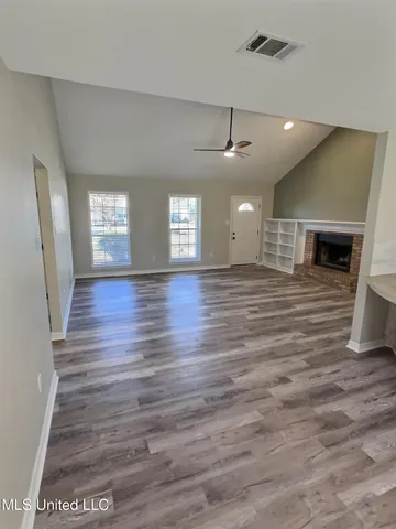 $1,895 | 3116 Beachview Drive, Ocean Springs, MS 39564