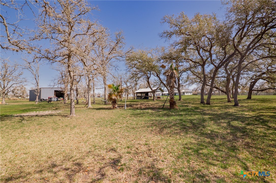 455 Suncrest Lane Victoria, TX 77905 - Photo 18 of 39 a view of open space with garden