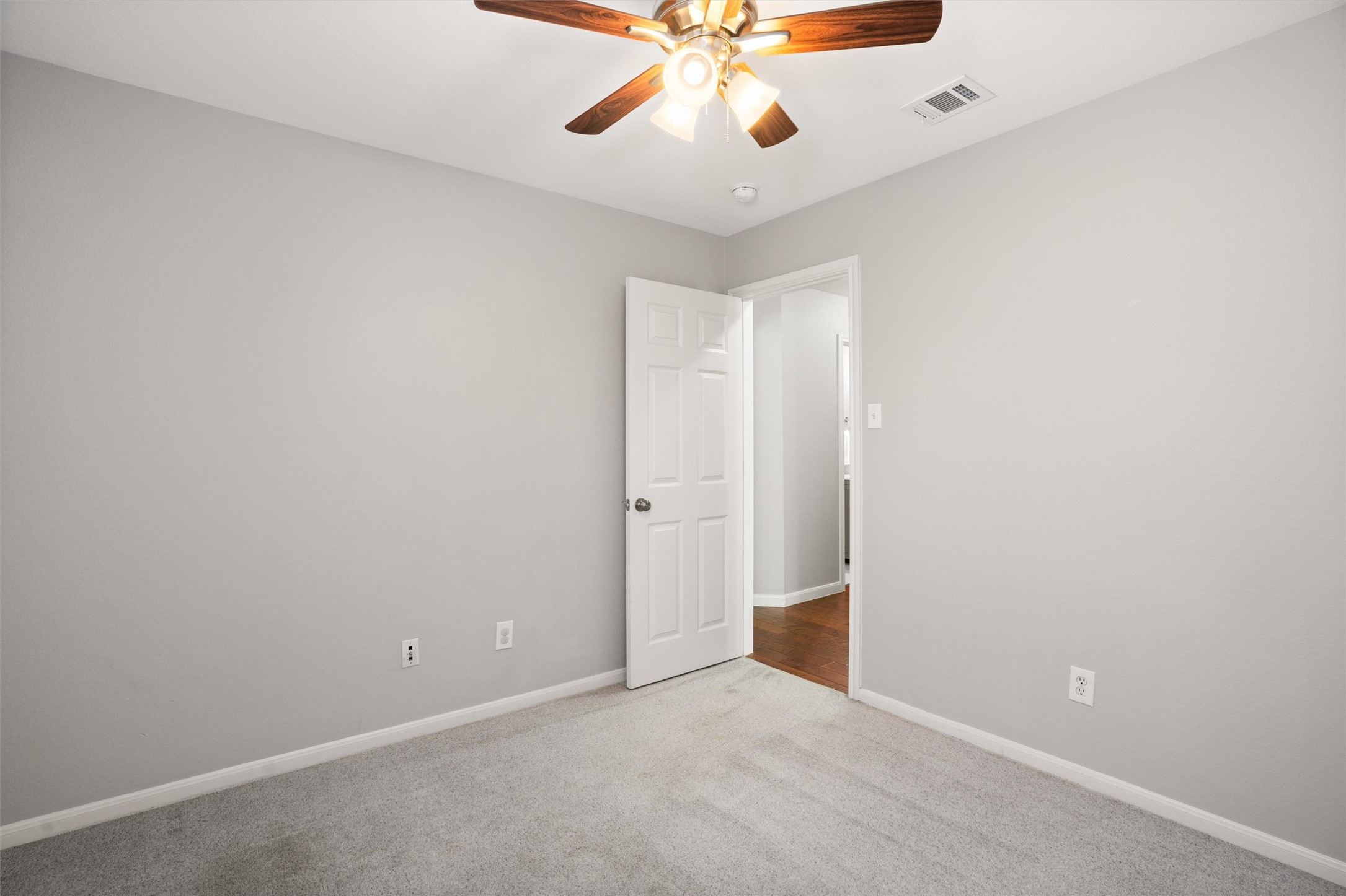 129 Summers Green Georgetown, TX 78633 - Photo 22 of 30 an empty room and chandelier fan