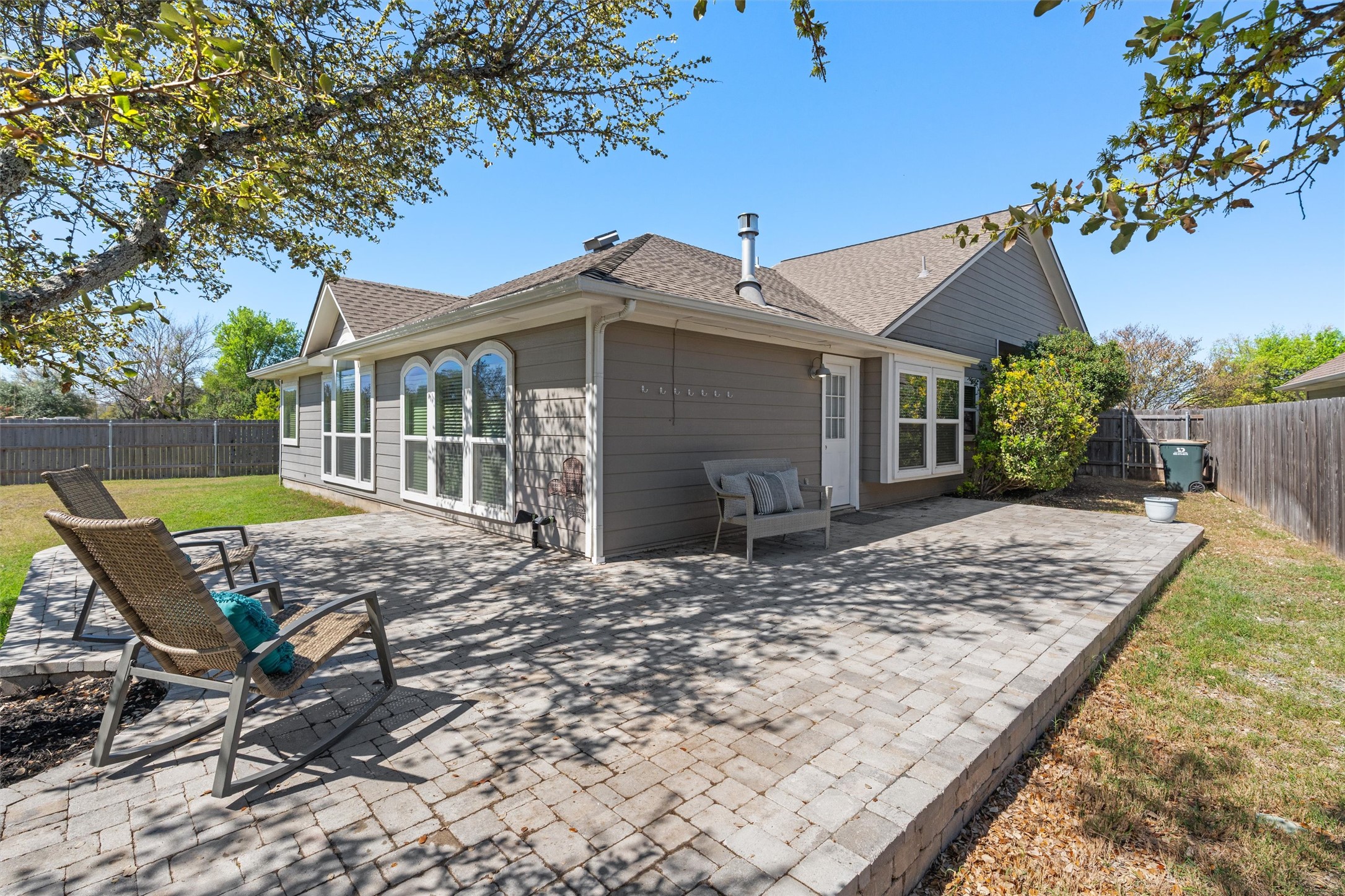 129 Summers Green Georgetown, TX 78633 - Photo 28 of 30 a front view of a house with garden