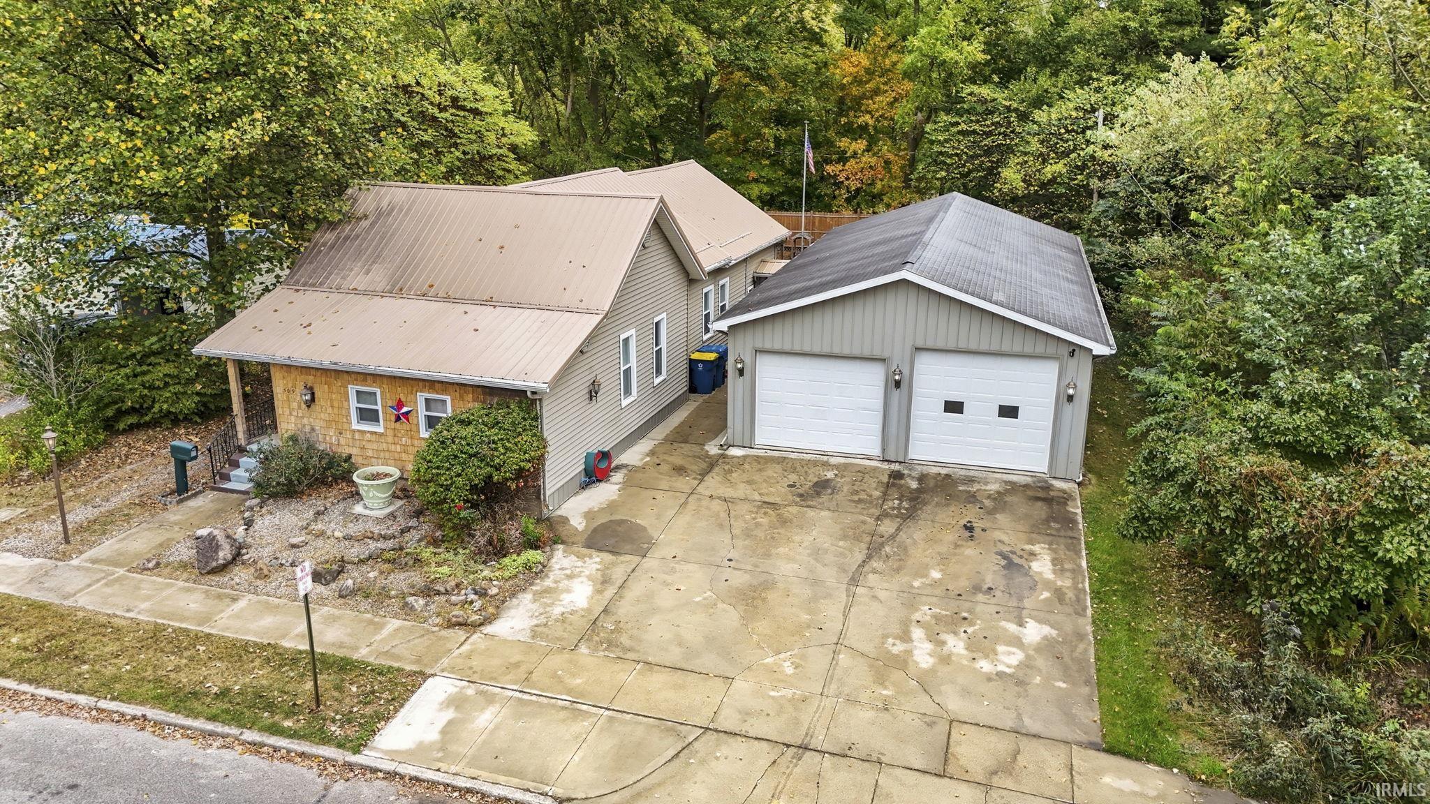 309 South Maple Street North Manchester, IN 46962 - Photo 4 of 36