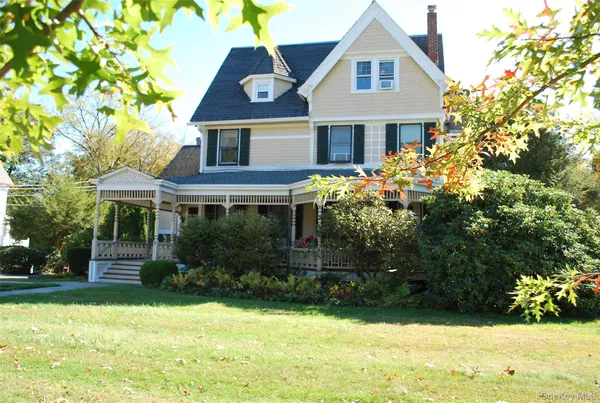 $1,750 | 35 Oakland Avenue, Warwick, NY 10990