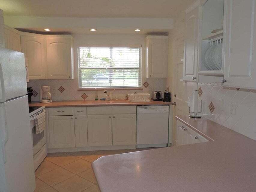 20 Celestial Way, Unit 105 Juno Beach, FL 33408 - Photo 3 of 7 Kitchen