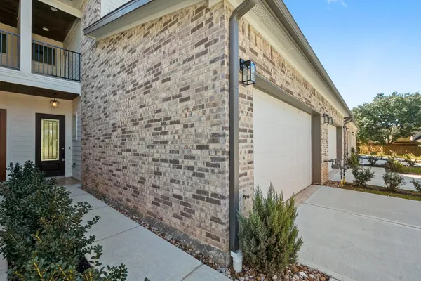 $2,300 | 14822 Spica Court, Willis, TX 77318