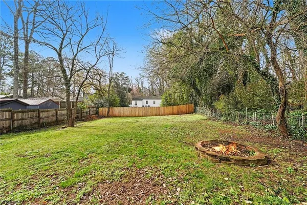 $176,500 | 1914 East Russell Avenue, High Point, NC 27260