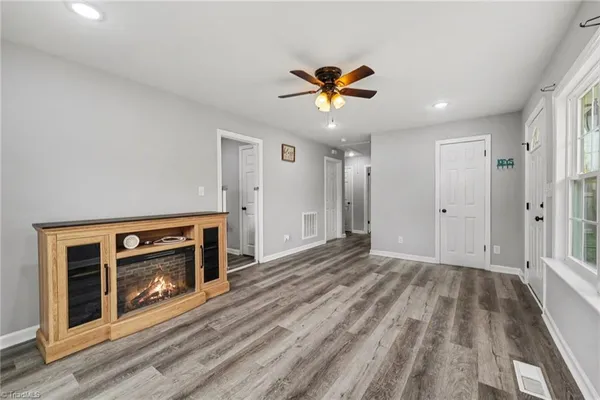 $176,500 | 1914 East Russell Avenue, High Point, NC 27260