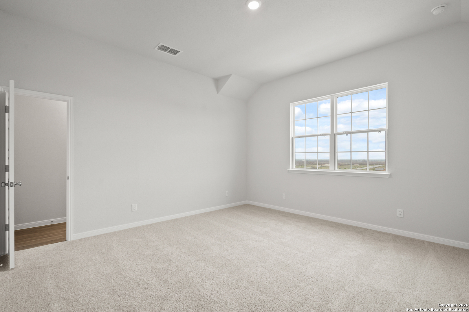 3215 Katzer Lane Converse, TX 78109 - Photo 18 of 23 an empty room with a window