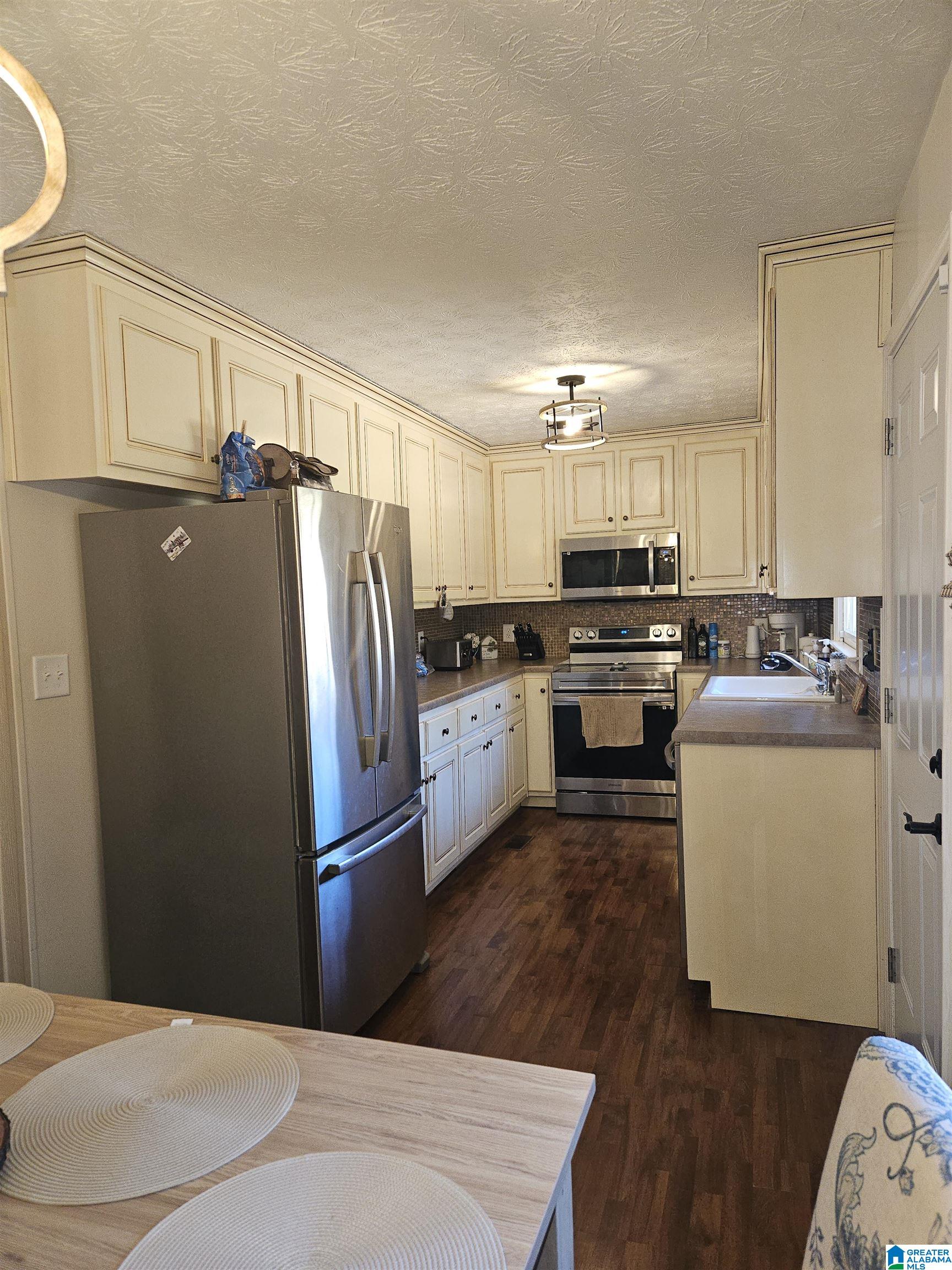 409 Russell Lane Weaver, AL 36277 - Photo 9 of 19
