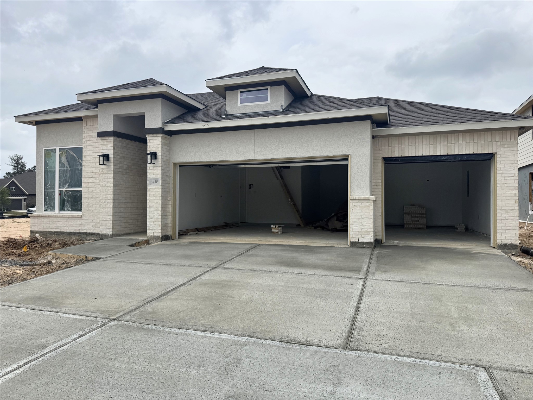 418 Rugged Rock Lane New Caney, TX 77357 - Photo 2 of 16