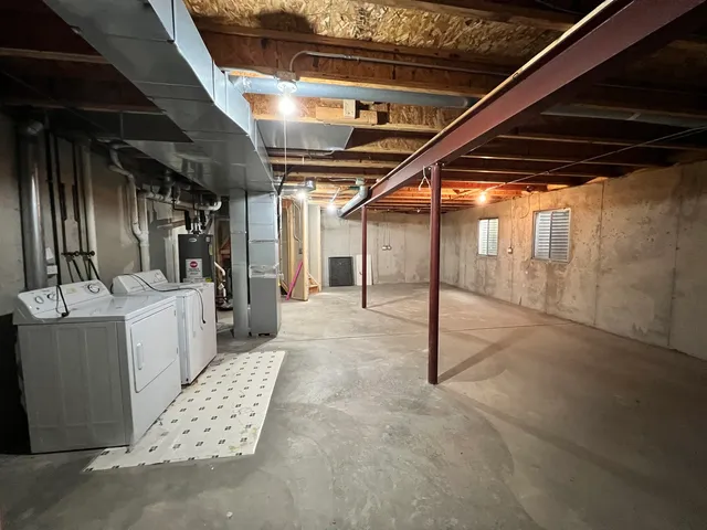 $314,900 | 142 Mountain Laurel Court, Romeoville, IL 60446