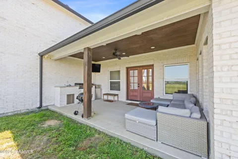 $775,000 | 12306 La Highway, Maurice, LA 70555