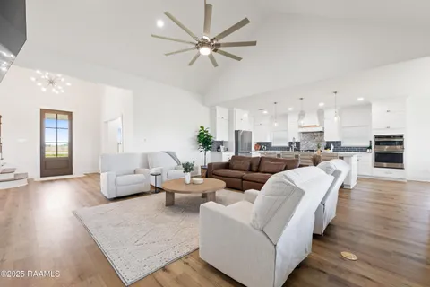 $775,000 | 12306 La Highway, Maurice, LA 70555