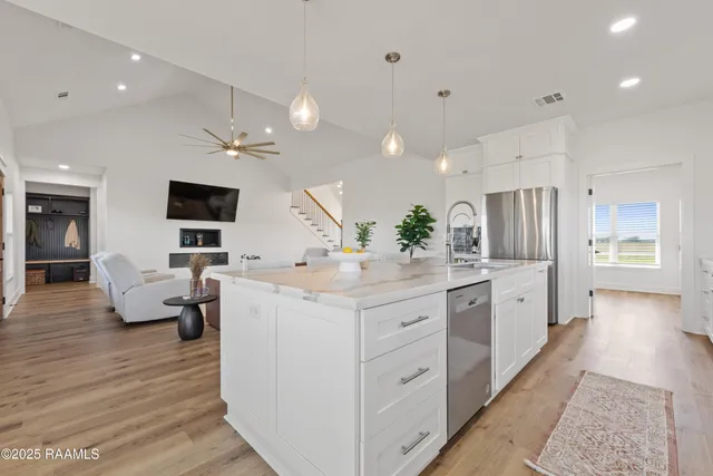 $775,000 | 12306 La Highway, Maurice, LA 70555